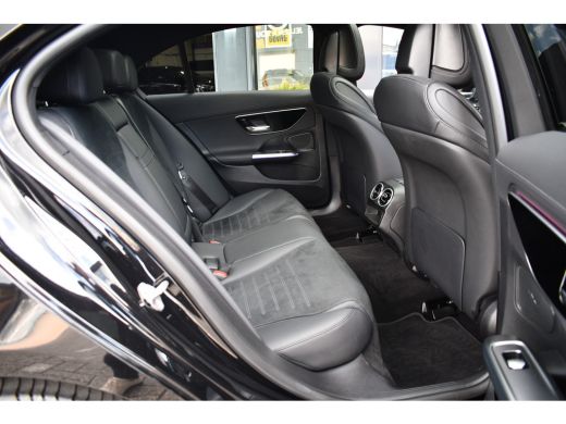 Mercedes-Benz C-Klasse 300 e AMG Line Pano Night Trekhaak Camera ActivLease financial lease