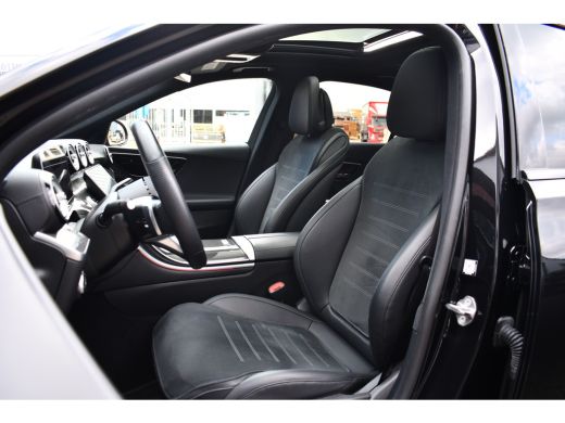 Mercedes-Benz C-Klasse 300 e AMG Line Pano Night Trekhaak Camera ActivLease financial lease