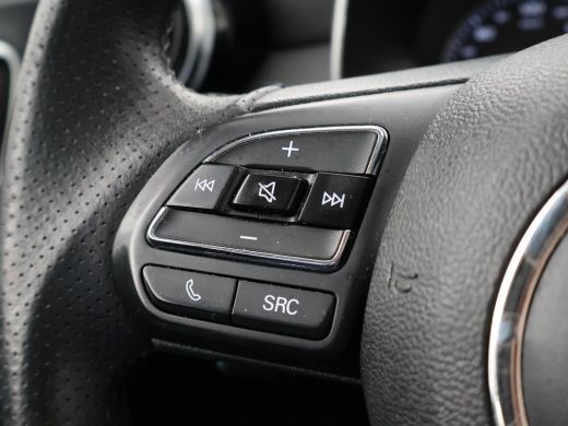MG ZS EV EV 45 kWh LUXURY + PANORAMA | LEDER | ADAPTIVE CRUISE | CAMERA | STOELVERW. | CARPLAY ActivLease financial lease