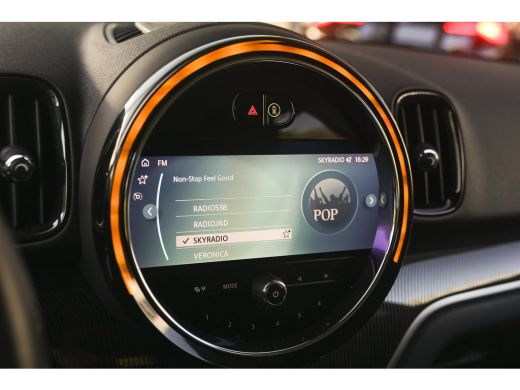 Mini Countryman Cooper Classic Automaat / Achteruitrijcamera / Adaptieve LED / Head-Up / Comfortstoelen / Park As... ActivLease financial lease
