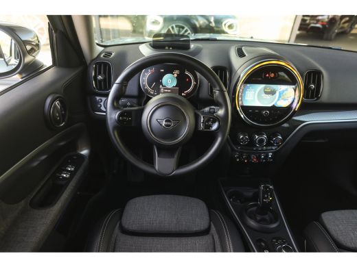 Mini Countryman Cooper Classic Automaat / Achteruitrijcamera / Adaptieve LED / Head-Up / Comfortstoelen / Park As... ActivLease financial lease