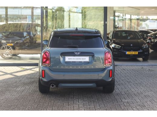 Mini Countryman Cooper Classic Automaat / Achteruitrijcamera / Adaptieve LED / Head-Up / Comfortstoelen / Park As... ActivLease financial lease