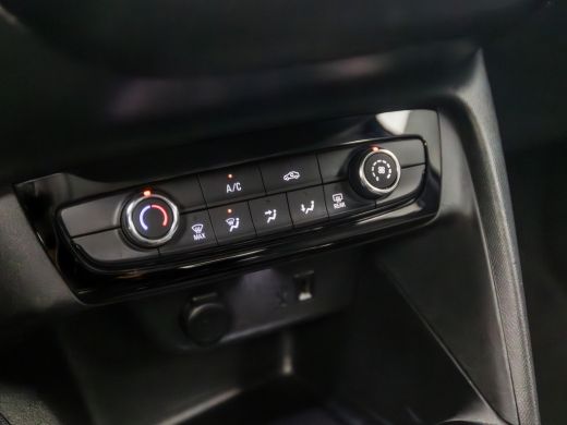 Opel Corsa 1.2 Sport (APPLE CARPLAY, GROOT NAVI, LM VELGEN, SPORTSTOELEN, CRUISE, LANE ASSIST, PARKEERSENSOR... ActivLease financial lease
