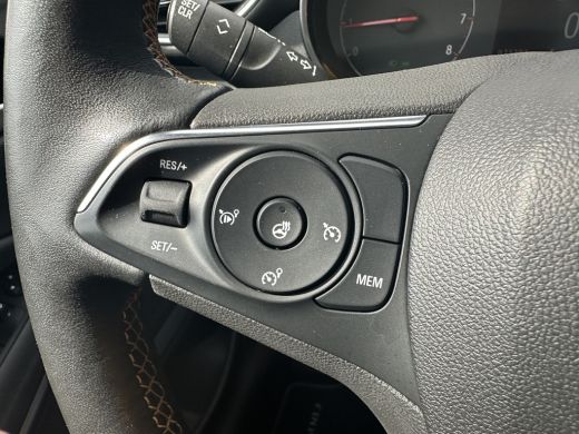 Opel Crossland X 1.2 130PK Turbo AUTOMAAT Ultimate | TREKHAAK AFNEEMBAAR| AGR-COMFORTSTOELEN| STOEL-, STUUR- EN VO... ActivLease financial lease