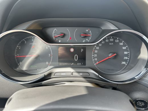 Opel Crossland X 1.2 130PK Turbo AUTOMAAT Ultimate | TREKHAAK AFNEEMBAAR| AGR-COMFORTSTOELEN| STOEL-, STUUR- EN VO... ActivLease financial lease