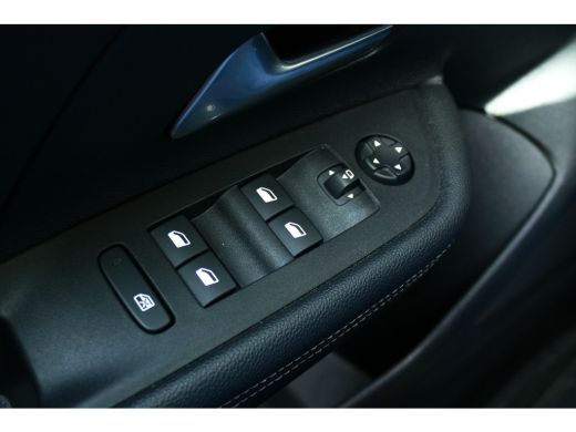 Opel Mokka 1.2 TURBO 130PK ULTIMATE AUTOMAAT / NAVI /ALCANTARA / CLIMA / PDC / 18"LMV / CAMERA / KEYLESS / F... ActivLease financial lease