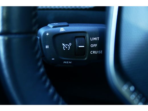 Peugeot 208 1.2 PURETECH 100PK ALLURE PACK / NAVI / LED / PDC / 16"LMV / CAMERA / PANO.DAK / WINTERPAKKET / B... ActivLease financial lease