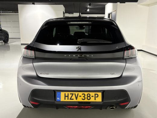 Peugeot 208 1.2 PureTech GT 100PK|Panodak|Keyless|Camera|Navi|3D|17"|Leder/Alcantara|ACC|Side-assist| ActivLease financial lease
