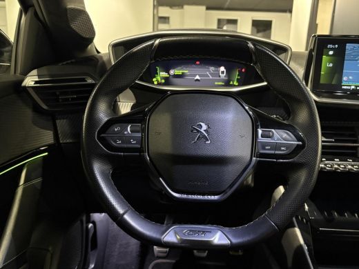 Peugeot 208 1.2 PureTech GT 100PK|Panodak|Keyless|Camera|Navi|3D|17"|Leder/Alcantara|ACC|Side-assist| ActivLease financial lease