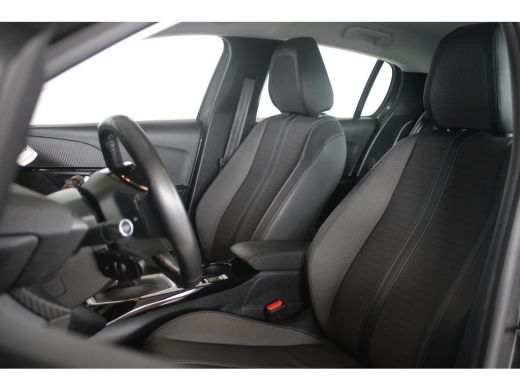 Peugeot 208 1.2 Turbo 100-PK Allure PARKEERCAMERA | NAVI | CARPLAY | CLIMATE CONTROL | DAB ActivLease financial lease