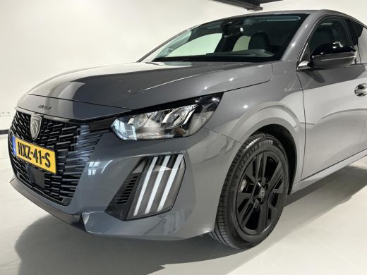 Peugeot 208 Hybrid 100 e-DCS6 Allure Aut |Black Line|Camera|Carplay|Navi|PDC|ACC| ActivLease financial lease