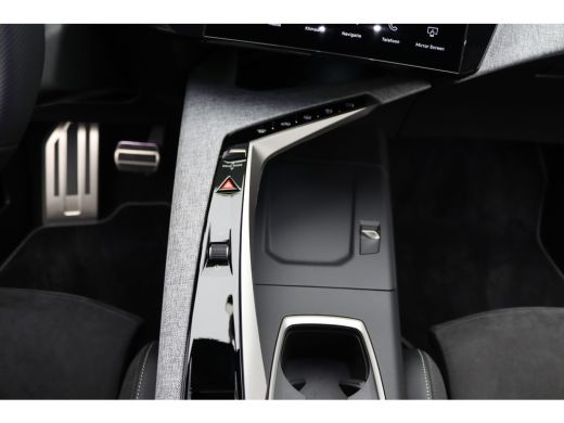 Peugeot 3008 € 4000,- Voorraad Voordeel | 1.2 Hybrid 145 GT | Elektrisch glazen panorama-dak | Elektrisch vers... ActivLease financial lease