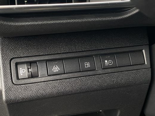Peugeot 3008 1.6 HYbrid 225 Allure | Elek. Achterklep | Camera | Keyless | Cruise | Navi | Carplay | LED | Ele... ActivLease financial lease