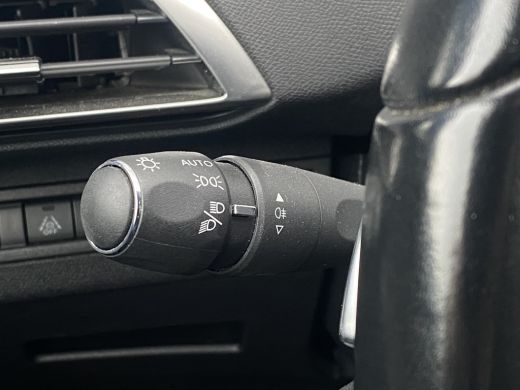 Peugeot 3008 1.6 HYbrid 225 Allure | Elek. Achterklep | Camera | Keyless | Cruise | Navi | Carplay | LED | Ele... ActivLease financial lease