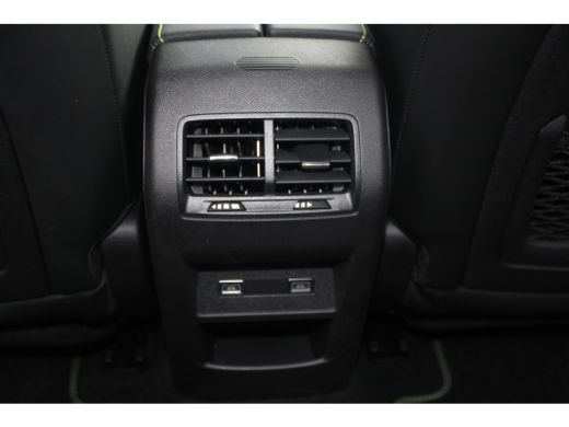 Peugeot 308 SW 1.2 Hybrid 136 e-DCS6 GT | Automaat | Navigatie | Camera | Stoelverwarming | AGR | Elektrische... ActivLease financial lease