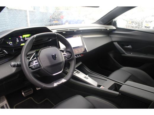 Peugeot 308 SW 1.2 Hybrid 136 e-DCS6 GT | Automaat | Navigatie | Camera | Stoelverwarming | AGR | Elektrische... ActivLease financial lease