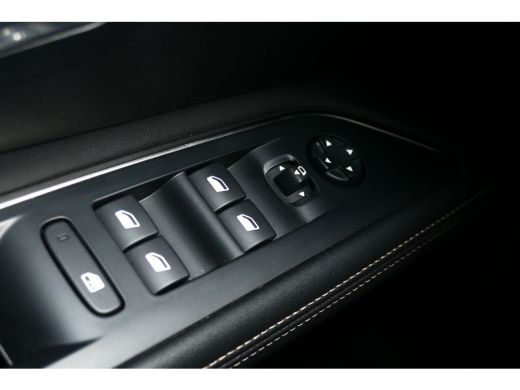 Peugeot 5008 1.2 PURETECH 130PK 7-ZITS AUTOMAAT / NAVI / CLIMA / PDC / 18"LMV / CAMERA / KEYLESS / FULL-LED / ... ActivLease financial lease