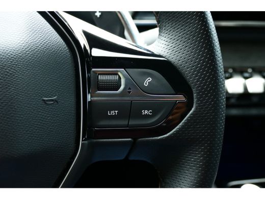 Peugeot 5008 1.2 PURETECH 130PK 7-ZITS AUTOMAAT / NAVI / CLIMA / PDC / 18"LMV / CAMERA / KEYLESS / FULL-LED / ... ActivLease financial lease