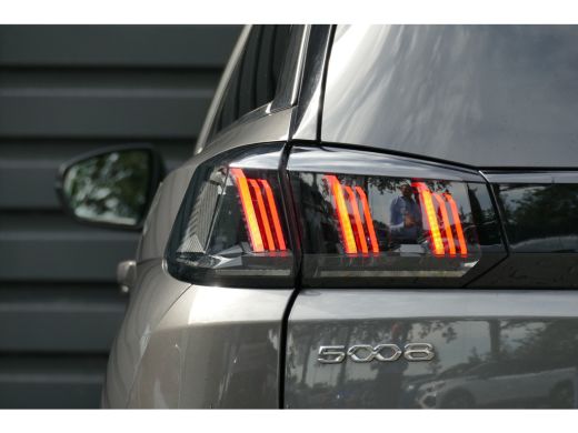 Peugeot 5008 1.2 PURETECH 130PK 7-ZITS AUTOMAAT / NAVI / CLIMA / PDC / 18"LMV / CAMERA / KEYLESS / FULL-LED / ... ActivLease financial lease