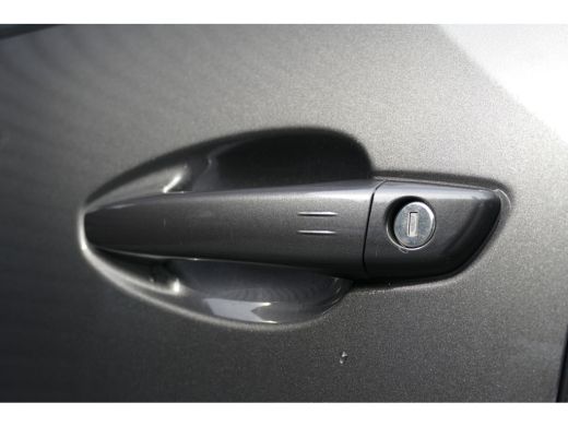 Peugeot 5008 1.6 PURETECH 180PK 7-ZITS GT PACK AUTOMAAT / NAVI / ALCANTARA / CLIMA / PDC / 18"LMV / CAMERA / K... ActivLease financial lease