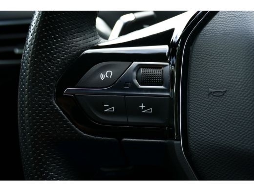 Peugeot 5008 1.6 PURETECH 180PK 7-ZITS GT PACK AUTOMAAT / NAVI / ALCANTARA / CLIMA / PDC / 18"LMV / CAMERA / K... ActivLease financial lease