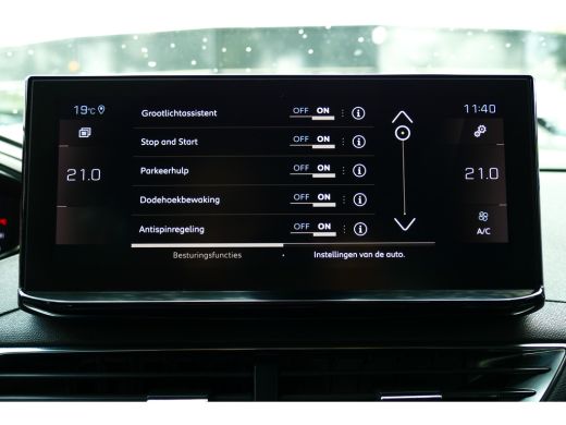 Peugeot 5008 1.6 PURETECH 180PK 7-ZITS GT PACK AUTOMAAT / NAVI / ALCANTARA / CLIMA / PDC / 18"LMV / CAMERA / K... ActivLease financial lease