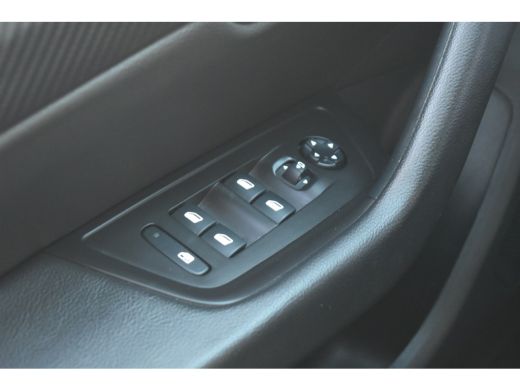 Peugeot 508 1.2 PureTech Active Pack 130pk Automaat | Navigatie | Allseason | Climate Control | Achteruitrijc... ActivLease financial lease