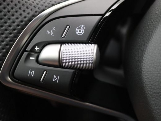 Skoda Elroq 85 Sportline Edition Alarm, Head-Up Display, 360gr. Camera, Stoel-Stuurverwarming, Clima, Warmtep... ActivLease financial lease