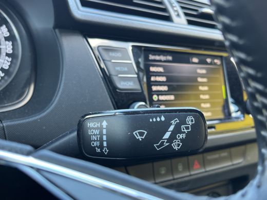 Skoda Fabia Combi 1.0 TSI Ambition Parkeersensoren achter | Carplay/android auto | Airco | Cruise control | ActivLease financial lease