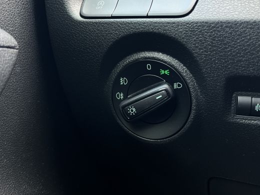 Skoda Fabia Combi 1.0 TSI Ambition Parkeersensoren achter | Carplay/android auto | Airco | Cruise control | ActivLease financial lease