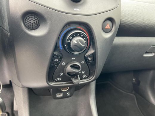 Toyota Aygo 1.0 VVT-i x-fun ActivLease financial lease