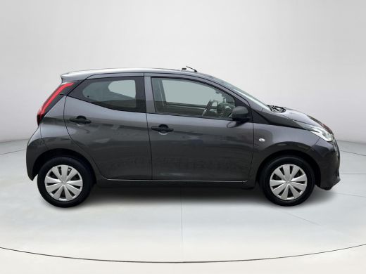 Toyota Aygo 1.0 VVT-i x-fun ActivLease financial lease