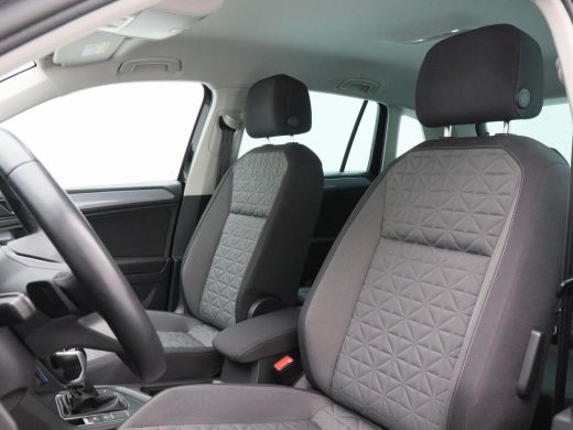 Volkswagen Tiguan 1.5 TSi 150 Pk Automaat Life | Trekhaak | Adaptive Cruise | Carplay | Climate Control | Parkeerse... ActivLease financial lease