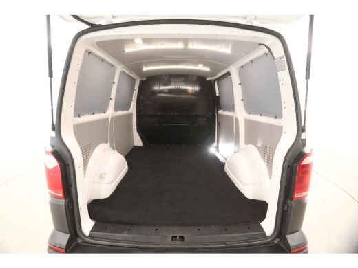 Volkswagen Transporter 2.0 TSI 150PK L1H1 | Benzine | 3-Zits | Trekh. | Parkeersens. ActivLease financial lease