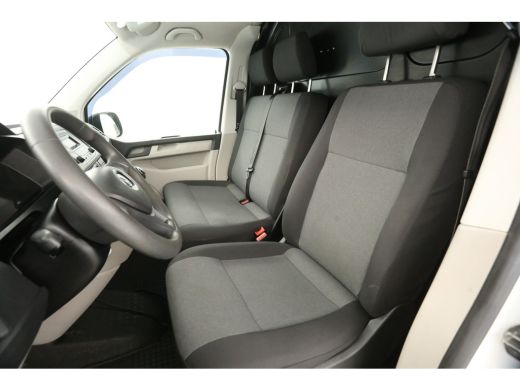 Volkswagen Transporter 2.0 TSI 150PK L1H1 | Benzine | 3-Zits | Trekh. | Parkeersens. ActivLease financial lease