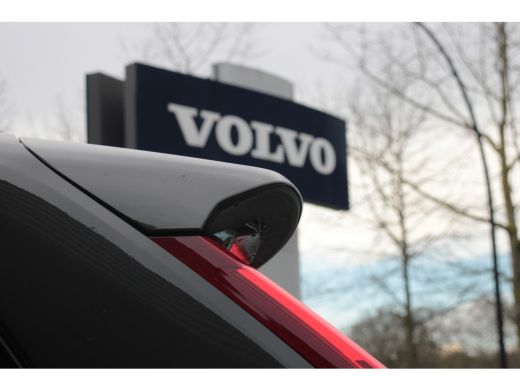 Volvo  XC90 T8 Recharge AWD 455pk Ultimate Dark | Bowers&Wilkins | Luchtvering | Massage | Trekhaak | 360 Cam... ActivLease financial lease