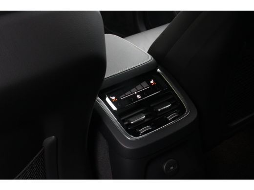 Volvo  XC90 T8 Recharge AWD Ultimate Dark | Black Pack | Luchtvering (Selected Level) | Bowers&Wilkins | 360 ... ActivLease financial lease