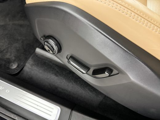 Volvo  XC90 T8 Recharge Ultimate Dark | 22" | Luchtvering | Geventileerd Nappa | Bowers & Wilkins | Stoelmass... ActivLease financial lease