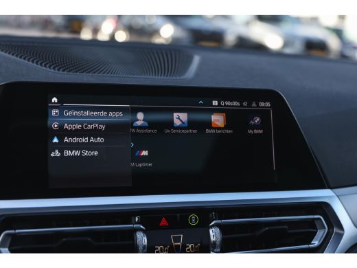 BMW 3 Serie Touring 330e High Executive M Sport Automaat / Panoramadak / Sportstoelen / Achteruitrijcamera / ... ActivLease financial lease