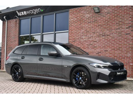 BMW 3 Serie Touring 330e xDrive M-Sport Pro LCI Dravitgrau Pano HUD el-zetels 19inch ActivLease financial lease