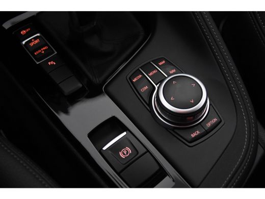 BMW X1 sDrive18i X Line *1ste Eigenaar*Leer*Standkachel*HUD* ActivLease financial lease