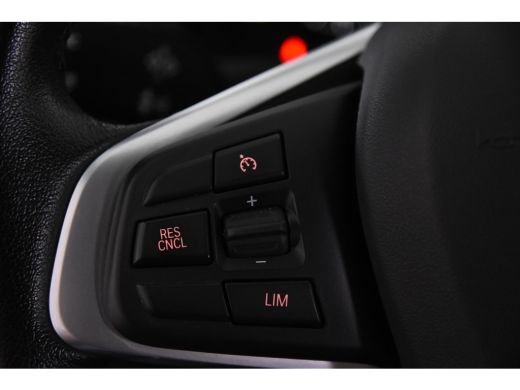 BMW X1 sDrive18i X Line *1ste Eigenaar*Leer*Standkachel*HUD* ActivLease financial lease