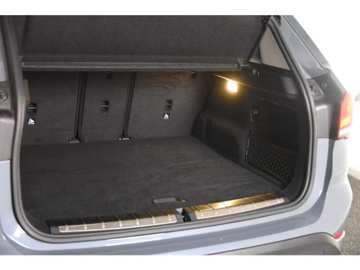 BMW X1 sDrive18i X Line *1ste Eigenaar*Leer*Standkachel*HUD* ActivLease financial lease