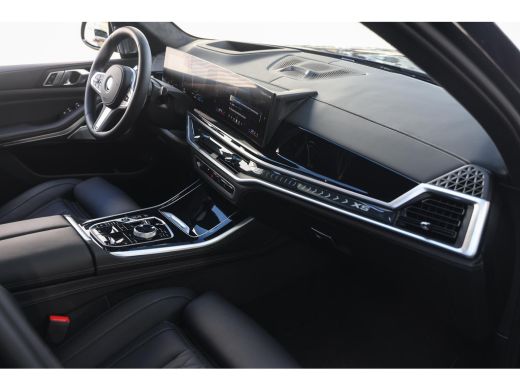 BMW X5 xDrive50e High Executive M Sport Automaat / Panoramadak / Trekhaak / Soft-Close / Adaptief onders... ActivLease financial lease