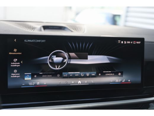 BMW X5 xDrive50e High Executive M Sport Automaat / Panoramadak / Trekhaak / Soft-Close / Adaptief onders... ActivLease financial lease