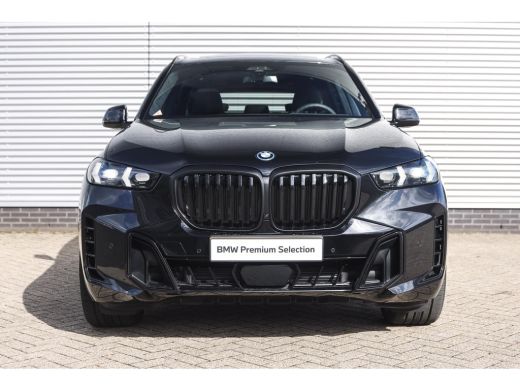 BMW X5 xDrive50e High Executive M Sport Automaat / Panoramadak / Trekhaak / Soft-Close / Adaptief onders... ActivLease financial lease