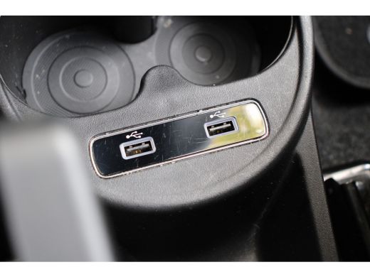 Fiat 500C 1.0 Hybrid Dolcevita Finale | NL-AUTO! | 1 EIGENAAR! | CABRIO | CRUISE | PARK SENS | DEALER OH! |... ActivLease financial lease