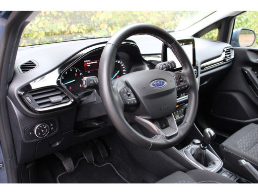 Ford Fiesta 1.0EB Hybrid TITANIUM | NL-AUTO! | 1 EIGENAAR! | WINTERPACK | PARK SENS | CRUISE | LED | NAVI | C... ActivLease financial lease