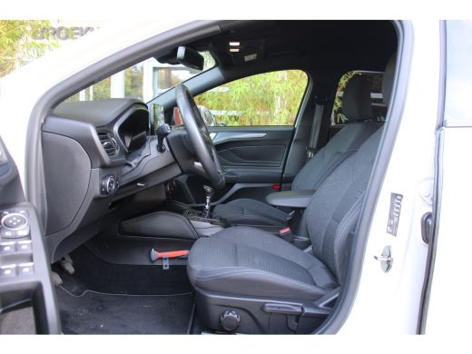 Ford Focus 1.0 EcoBoost Hybrid Active X Business | NL auto | 1e eig | Adapt. Cruise | Elek. Trekhaak | Clima... ActivLease financial lease
