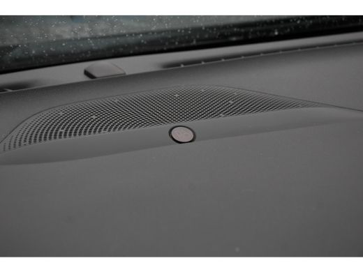 Ford Focus 1.0EB ST-LINE | NL-AUTO! | B&O | CAMERA | ALL SEASON | WINTERPACK | PARK SENS V+A | DEALER OH! | ... ActivLease financial lease